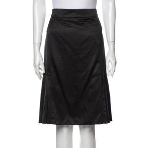 TSE New silk blend pleated knee length skirt in solid black workwear